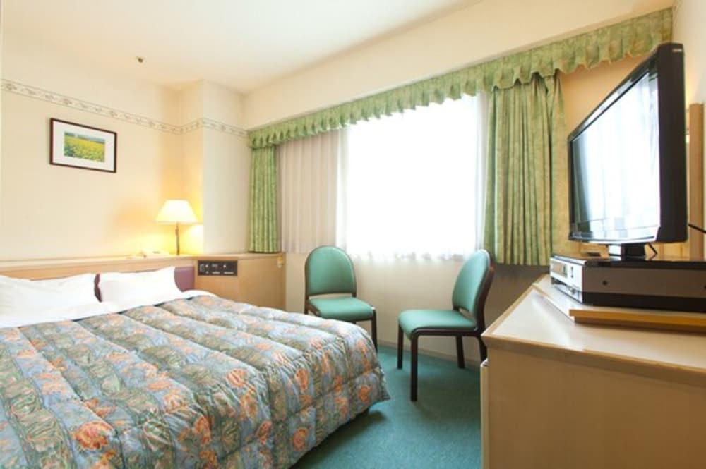 Airline Hotel Miyazaki Zewnętrze zdjęcie